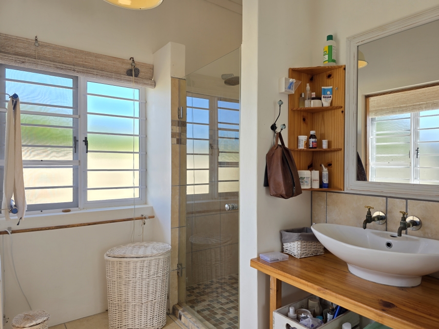 4 Bedroom Property for Sale in Boknesstrand Eastern Cape